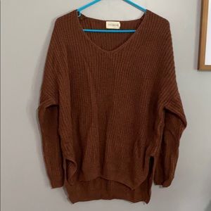 NWOT OVERSIZED VNECK SWEATER
